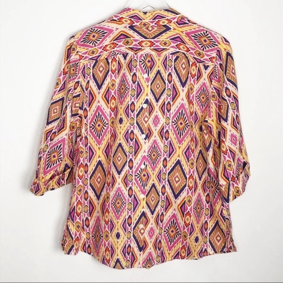CHICOS Effortless No-Iron Ikat Linen Button Back Shirt - Picture 7 of 11